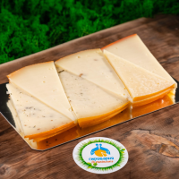 Сир напівтвердий Асорті 300 г